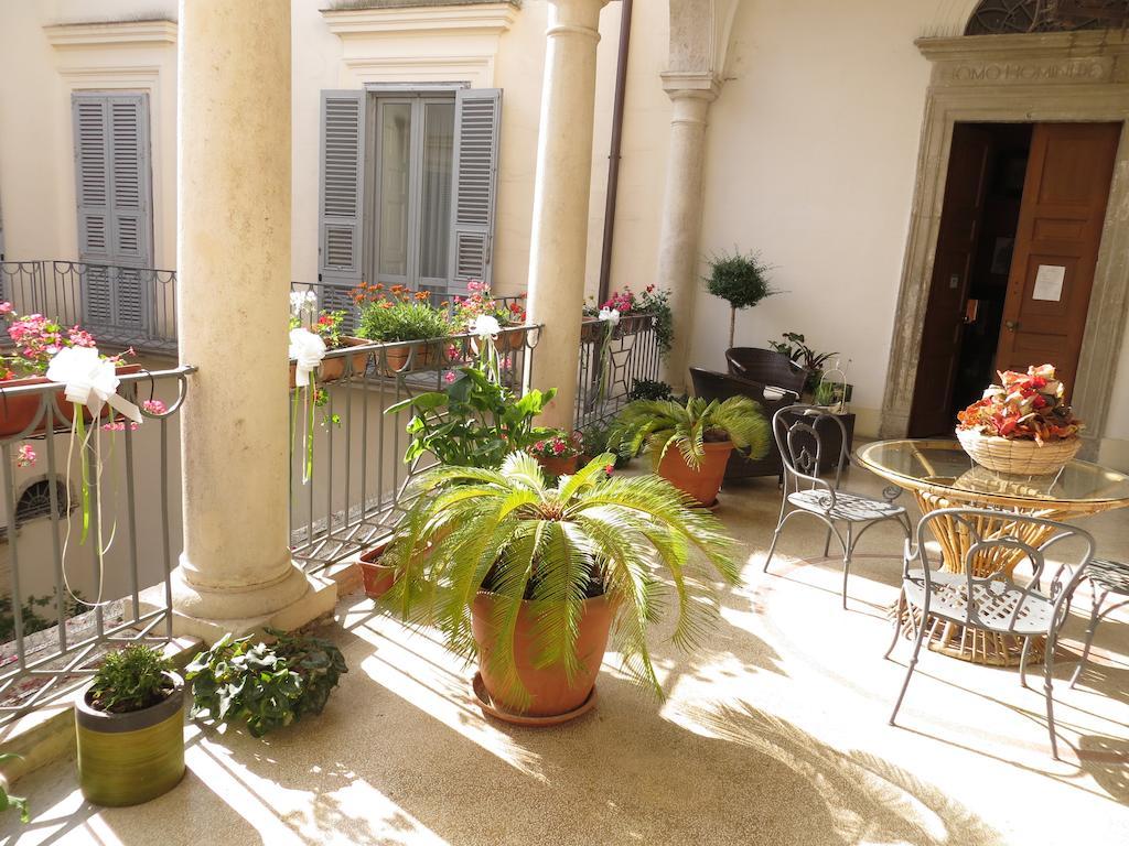B&B Casa Cavalli Lucera Bagian luar foto