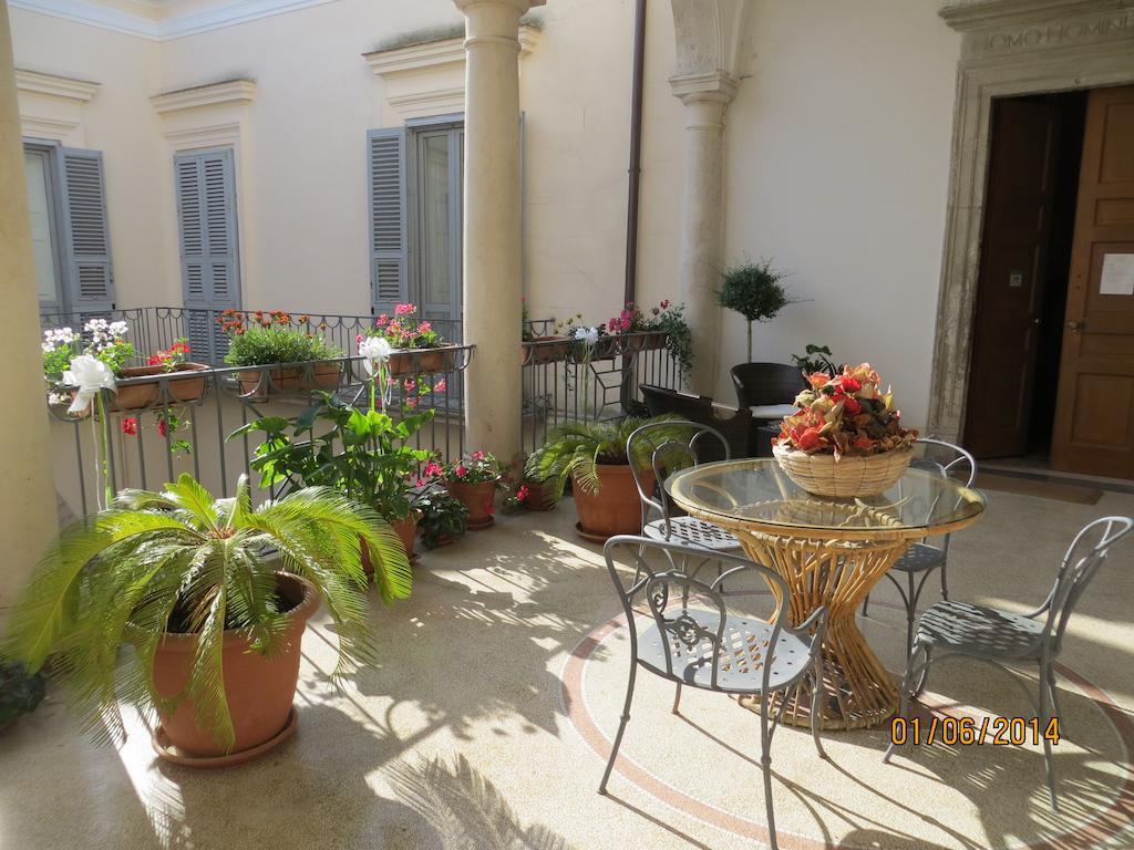 B&B Casa Cavalli Lucera Bagian luar foto
